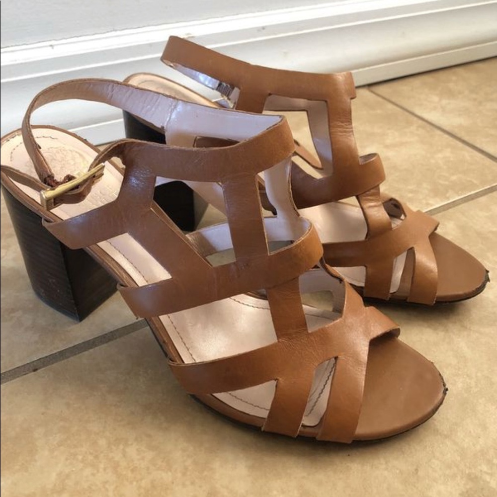 Vince camuto size 9 chunky heel